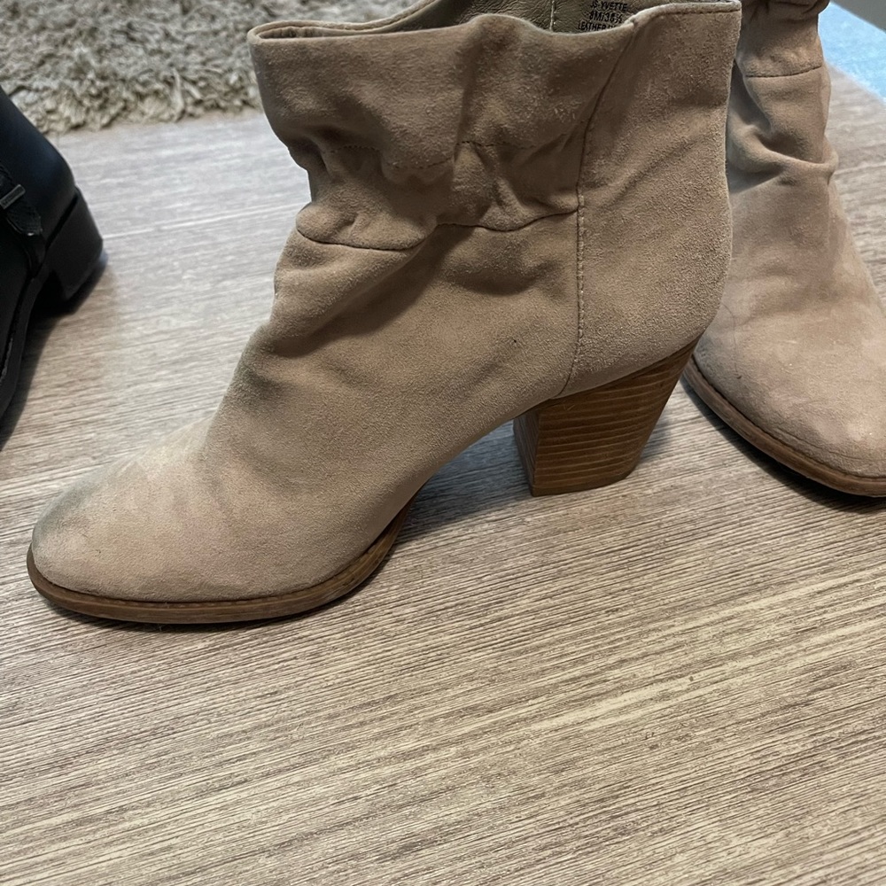 Jessica Simpson Booties - Picture 3 of 3